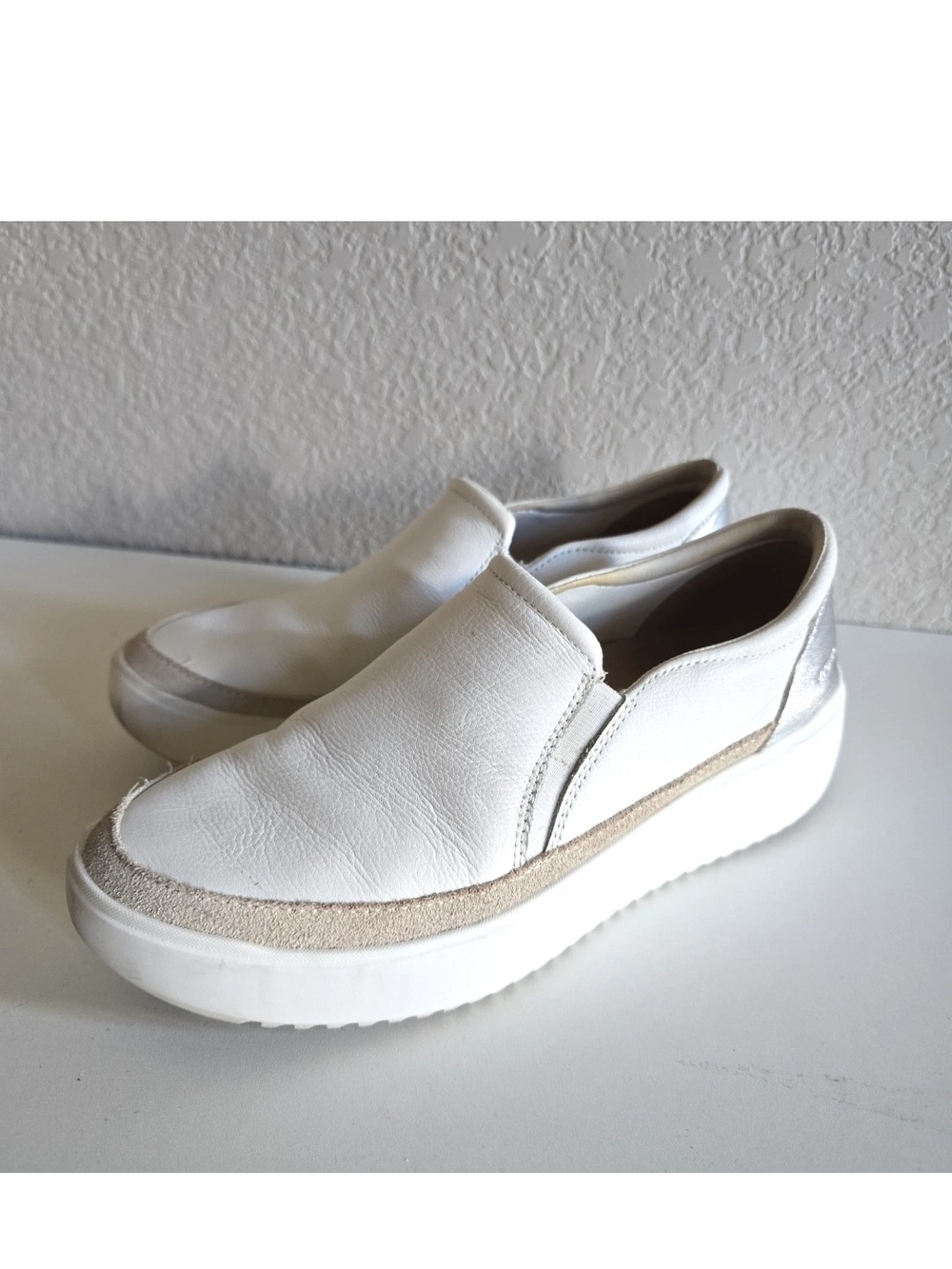 Vionic Kearny White Leather Slip-On Platform Sneaker 8.5 M Comfort Minimalist